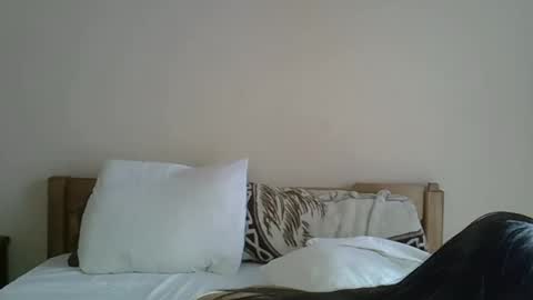 pinahotty online show from May 2, 2026, 6:07 am