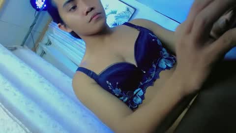 Snapshot of pinay_cristine chatting on February 13, 2025, 6:05 pm pinay_cristine online show from February 13, 2025, 6:05 pm
