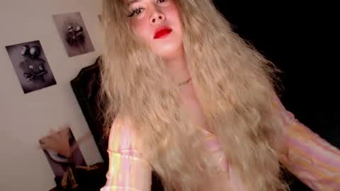 Ivy Morningstar online show from July 19, 2026, 1:09 am