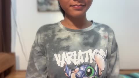 Snapshot of pinay_jeanxx chatting on March 3, 2026, 12:33 pm pinay_jeanxx online show from March 3, 2026, 12:33 pm