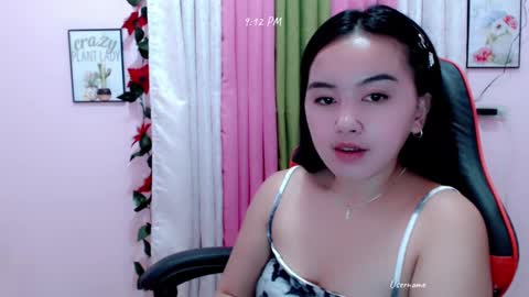 pinay_nica online show from December 18, 2024, 1:12 pm