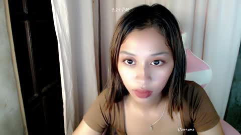 pinay_princesss online show from October 4, 2025, 1:20 pm