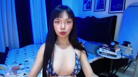 Snapshot of pinay_slutx chatting on December 17, 2025, 5:57 am dee online show from December 17, 2025, 5:57 am