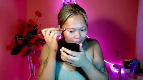 Snapshot of pinay_sweetlenatashaxx chatting on October 17, 2025, 4:20 pm call me natasha online show from October 17, 2025, 4:20 pm