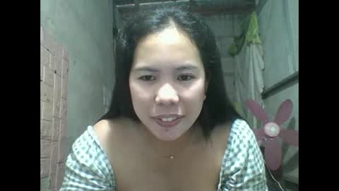 pinaychubbymomm online show from February 2, 2026, 3:05 am