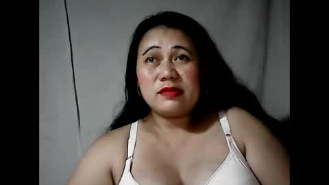 Snapshot of pinaymama12345 chatting on March 7, 2025, 2:34 pm pinaymama12345 online show from March 7, 2025, 2:34 pm