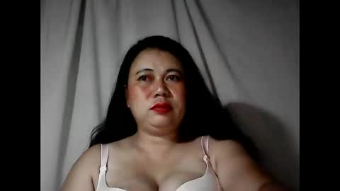 Snapshot of pinaymama12345 chatting on October 19, 2025, 10:21 pm pinaymama12345 online show from October 19, 2025, 10:21 pm