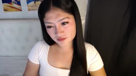 Snapshot of pinaymelanie chatting on June 1, 2026, 10:44 pm pinaymelanie online show from June 1, 2026, 10:44 pm