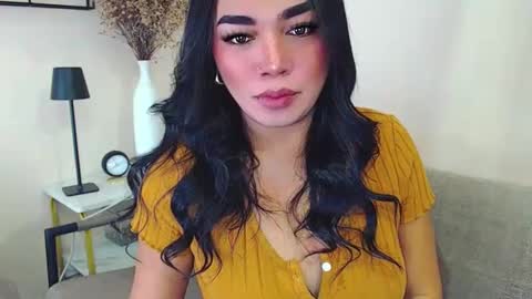 Snapshot of pinaymorena69 chatting on March 9, 2025, 10:52 pm Just cath online show from March 9, 2025, 10:52 pm