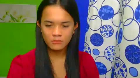 pinaymorena_rhowe online show from December 10, 2024, 4:34 am