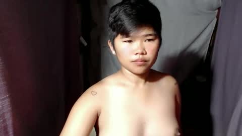 Snapshot of pinayprincesslyn chatting on November 7, 2025, 9:15 pm Lyn the Lesbian online show from November 7, 2025, 9:15 pm