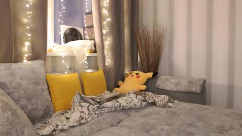      online show from December 7, 2024, 4:09 am