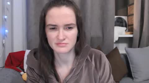      online show from December 26, 2024, 6:43 pm
