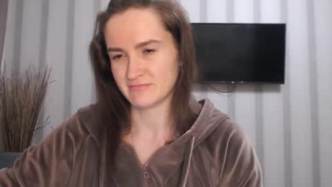       online show from January 5, 2025, 7:07 pm