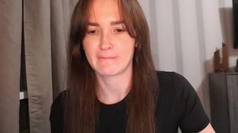       online show from November 3, 2025, 4:41 pm