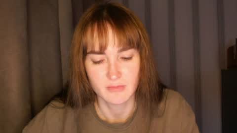 Snapshot of pineapple__mood chatting on May 2, 2026, 11:04 am online show from May 2, 2026, 11:04 am