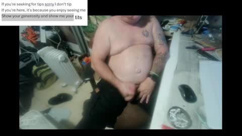 pini_z online show from February 3, 2025, 8:57 pm