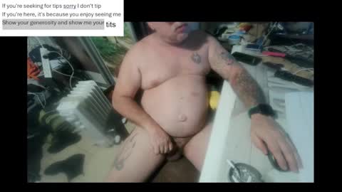 pini_z online show from February 5, 2025, 9:50 pm