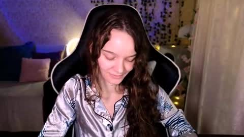 Snapshot of pink__sun chatting on March 8, 2026, 8:34 pm Stephanie online show from March 8, 2026, 8:34 pm