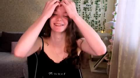 Snapshot of pink__sun chatting on March 16, 2026, 4:40 am Stephanie online show from March 16, 2026, 4:40 am