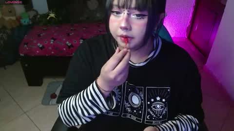 Snapshot of pink_cacti chatting on January 18, 2026, 6:17 am Lore online show from January 18, 2026, 6:17 am