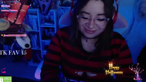 Snapshot of pink_girl0n chatting on November 1, 2025, 12:01 am Kitty online show from November 1, 2025, 12:01 am