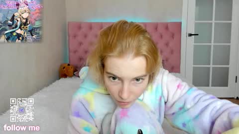 Snapshot of pink_lila18 chatting on October 27, 2025, 8:40 am pink_lila18 online show from October 27, 2025, 8:40 am