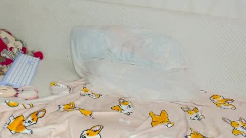 Snapshot of pink_pikachu_ chatting on February 27, 2025, 9:14 pm Pikachu pika online show from February 27, 2025, 9:14 pm