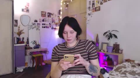 Snapshot of pink_soup chatting on October 22, 2025, 5:56 pm Sony online show from October 22, 2025, 5:56 pm