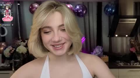 Snapshot of pinkadele chatting on March 4, 2025, 5:11 am Adele online show from March 4, 2025, 5:11 am