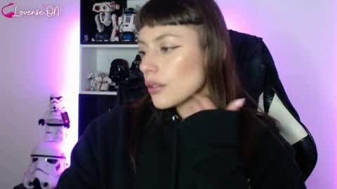 Emily online show from April 10, 2026, 3:01 am