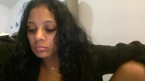 pinksugar online show from November 3, 2025, 8:26 am