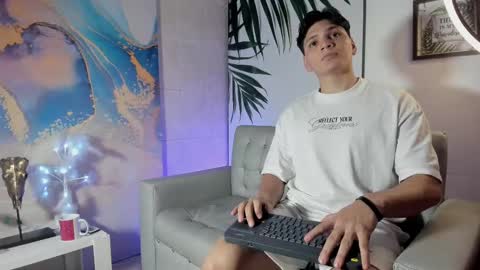 Snapshot of pinksmile_1 chatting on November 6, 2025, 12:11 am pinksmile_1 online show from November 6, 2025, 12:11 am