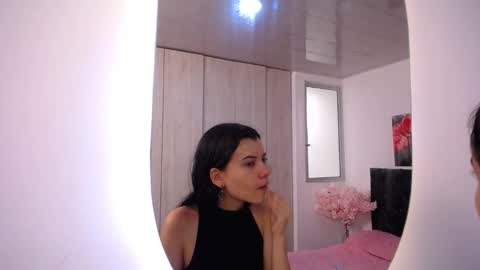 pinky_f00x online show from February 12, 2026, 7:31 pm