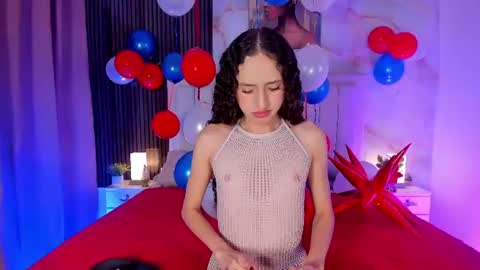 Snapshot of pinky_peach_ chatting on July 6, 2026, 5:15 am Peachy online show from July 6, 2026, 5:15 am