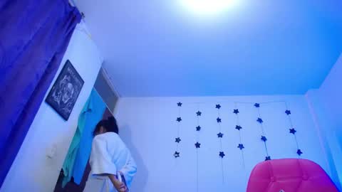 Snapshot of pinky_pinky_ chatting on January 20, 2025, 3:04 am VIOLETA LOPEZ online show from January 20, 2025, 3:04 am