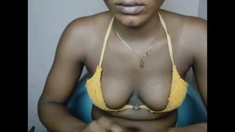 pinkyxxpussy online show from February 21, 2026, 12:00 am