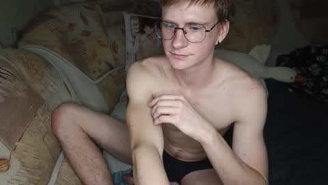 Snapshot of pinochetti chatting on January 7, 2025, 12:24 am Incubus online show from January 7, 2025, 12:24 am