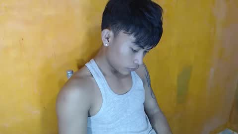 Snapshot of pinoy_palautogxxx chatting on February 5, 2026, 3:05 pm pinoy_palautogxxx online show from February 5, 2026, 3:05 pm