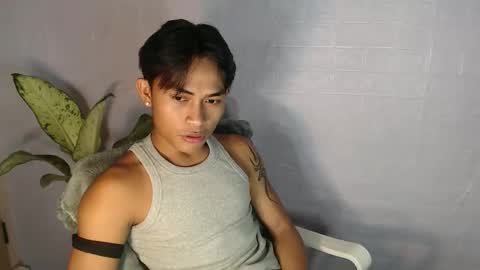 pinoy_palautogxxx online show from April 12, 2026, 8:03 pm