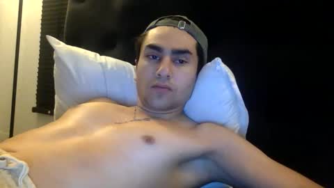 Snapshot of pipeyourboy chatting on October 29, 2025, 5:25 pm pipeyourboy online show from October 29, 2025, 5:25 pm