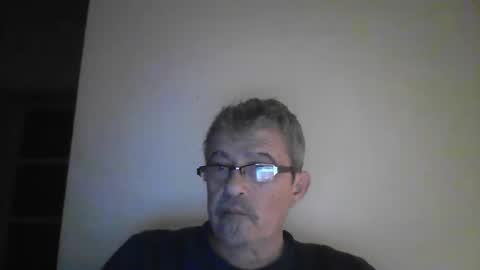 pipi2704 online show from January 11, 2025, 7:16 pm