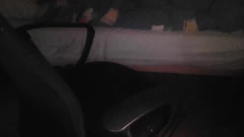 pipi2704 online show from February 15, 2025, 6:23 pm