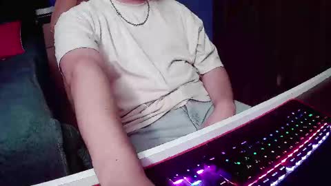 Snapshot of pisceslost chatting on September 22, 2025, 12:45 am pisceslost online show from September 22, 2025, 12:45 am