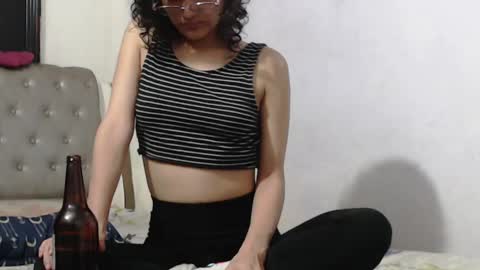 Snapshot of piscis_dreams chatting on June 9, 2026, 4:13 am PiscisDreams online show from June 9, 2026, 4:13 am