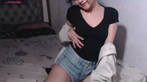 Snapshot of piscis_dreams chatting on July 21, 2026, 12:07 pm PiscisDreams online show from July 21, 2026, 12:07 pm