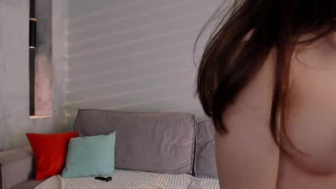 Snapshot of pixiesdoll chatting on May 24, 2026, 3:39 pm Mila online show from May 24, 2026, 3:39 pm