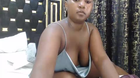 Snapshot of pixietease1 chatting on February 20, 2026, 8:05 am pixietease1 online show from February 20, 2026, 8:05 am