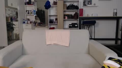 plasticgirll online show from January 17, 2025, 3:11 pm