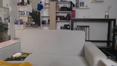 plasticgirll online show from March 8, 2025, 2:51 pm